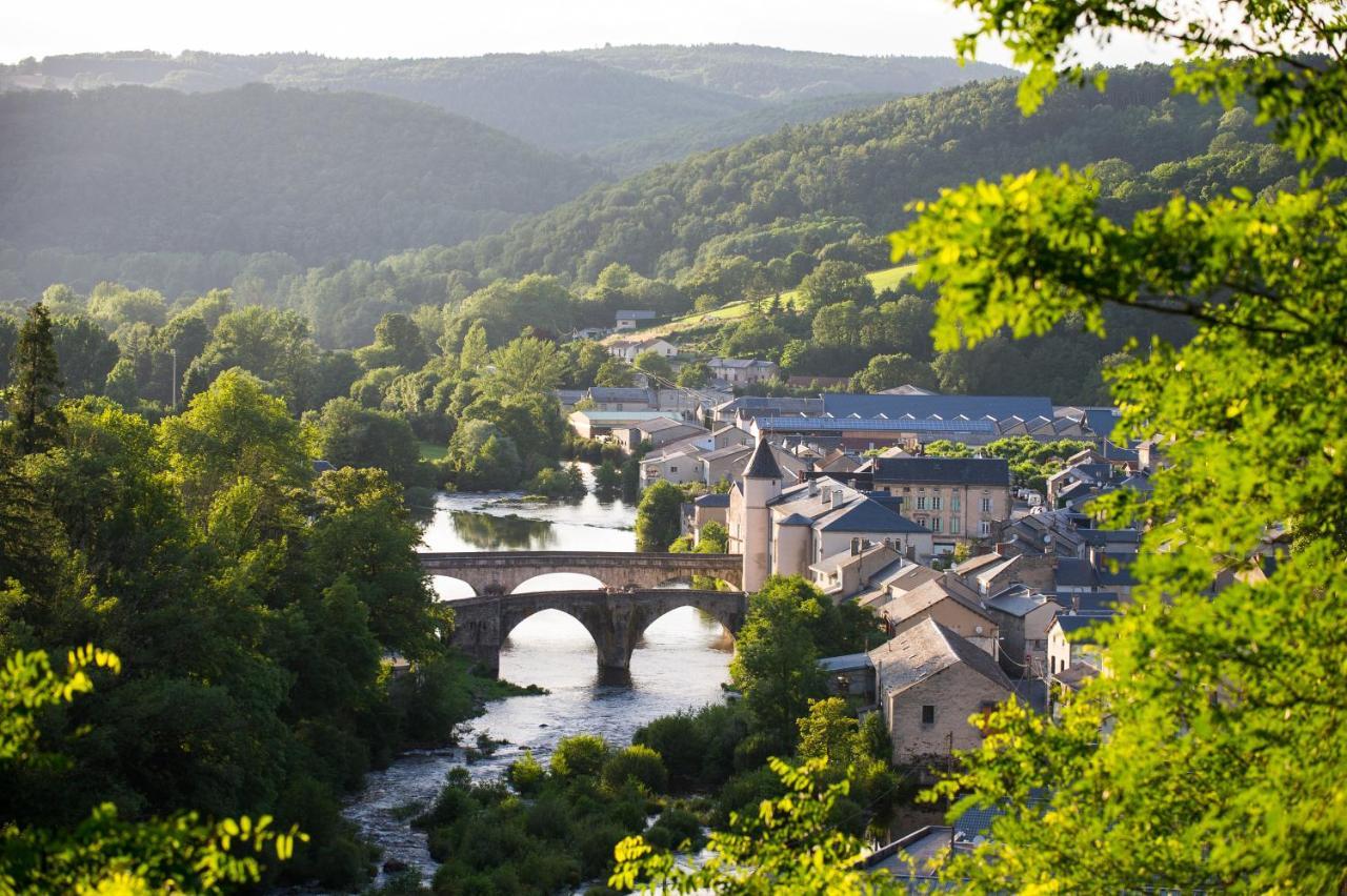 Village Vacances Du Camboussel Brassac  Exteriör bild
